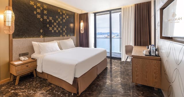 The Signature Sea View Room