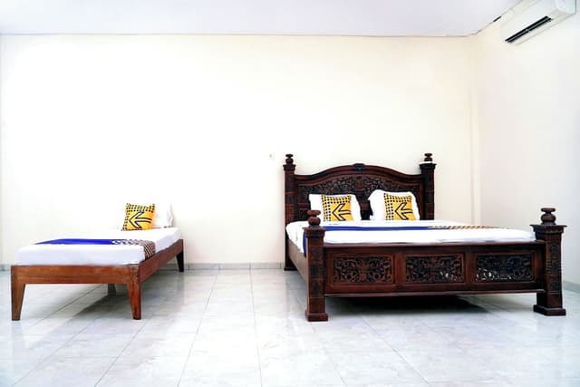 Basic Triple Room