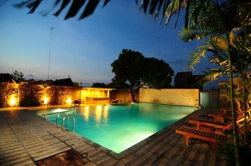 Aston Inn Rembang1