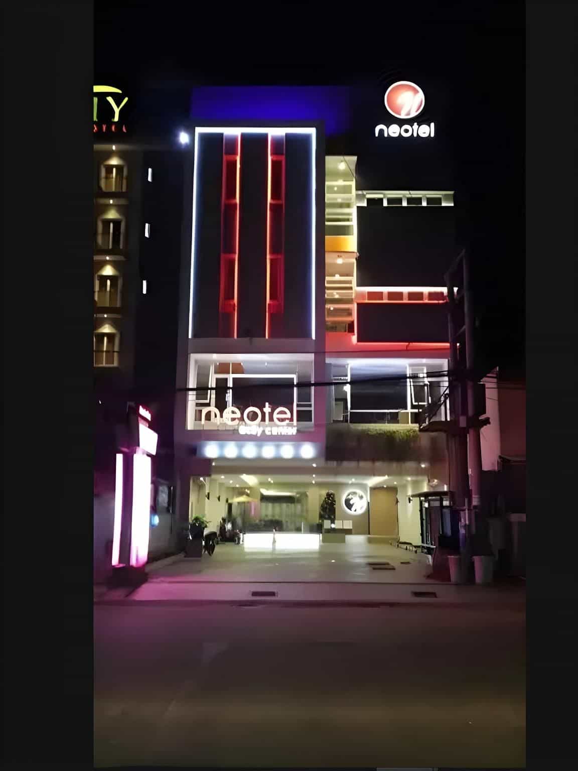 โรงแรมนีโอเทล ซิตี้เซ็นเตอร์ โรงแรมนีโอเทล ซิตี้เซ็นเตอร์