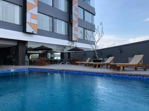 Zenith Premiere Hotel Baubau1