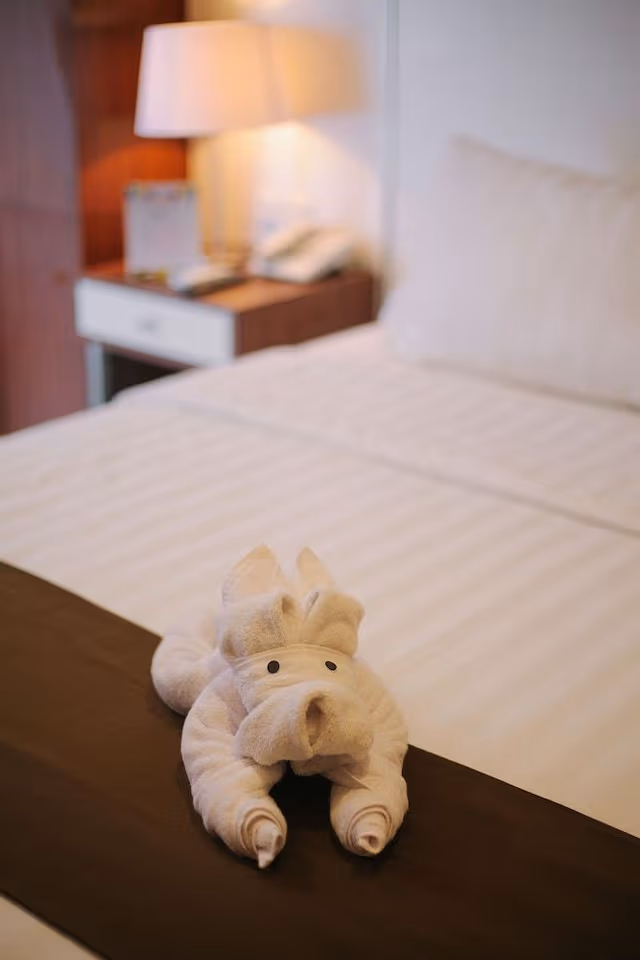 Design Studio, 2 Twin Beds