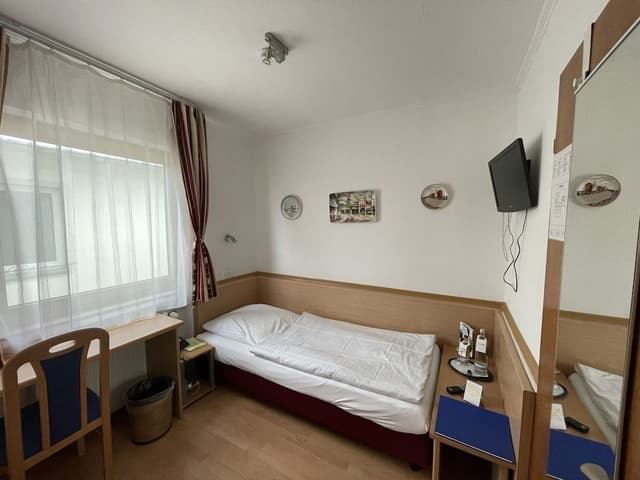 Single Room, 1 Twin Bed