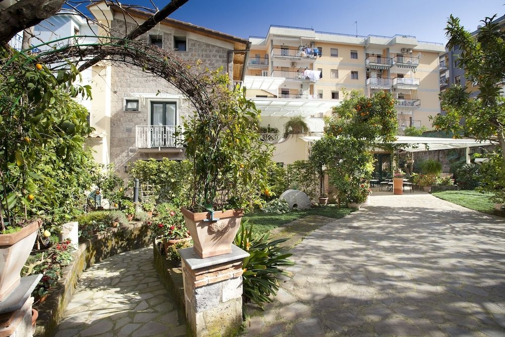 Villa Angiolina Relais0