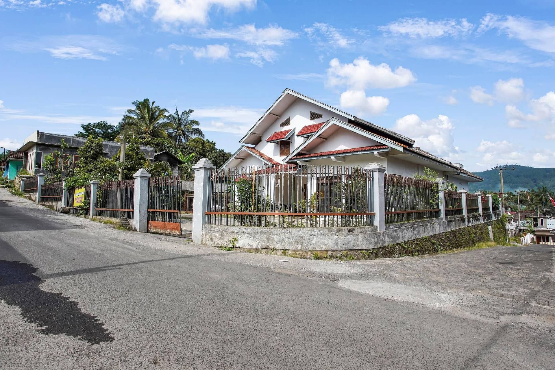 OYO Homes 91103 Desa Wisata Lembah Gunung Tumpeng Syariah OYO Homes 91103 Desa Wisata Lembah Gunung Tumpeng Syariah