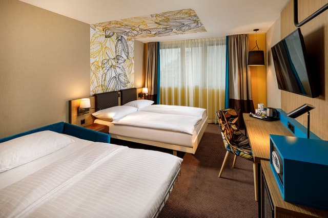 Business Triple Room