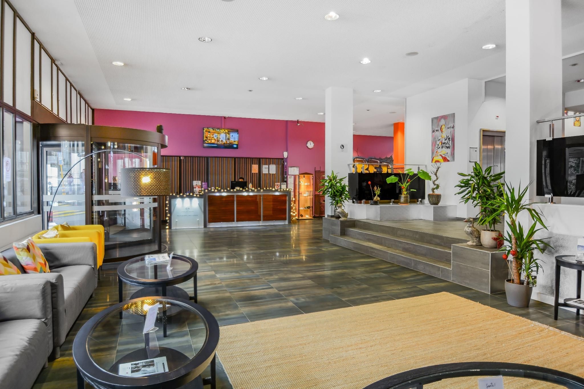 Neuchatel City Hotel1