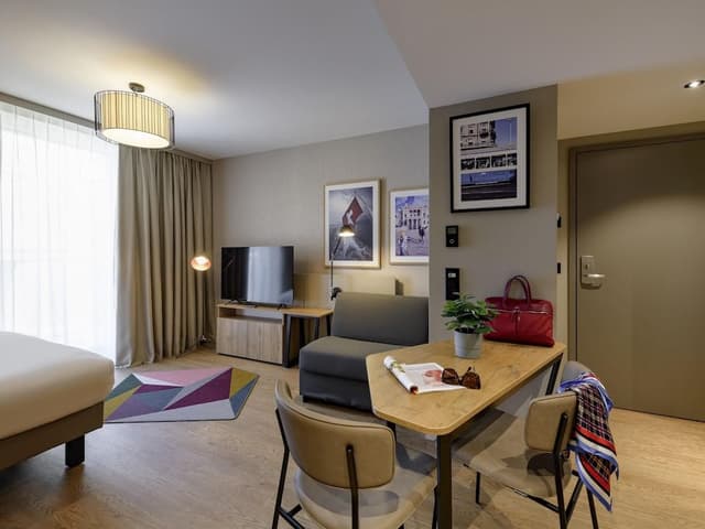 Studio, Multiple Beds