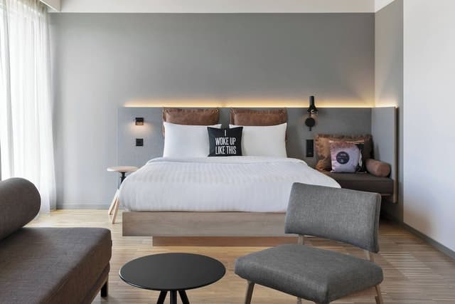 Family Room, 1 Double Bed, City View