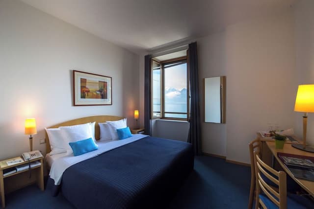 Standard Double or Twin Room, Lake View