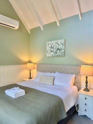 พลัม ทรี คอตเทจ (Plum Tree Cottage)2