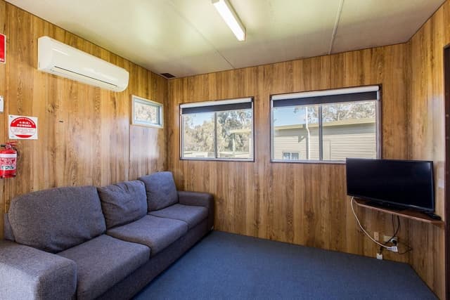 Economy 2 Bedroom Cabin - Sleeps 4