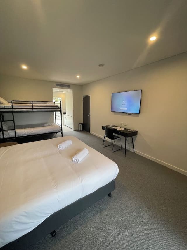 King Bed & Bunk Bed