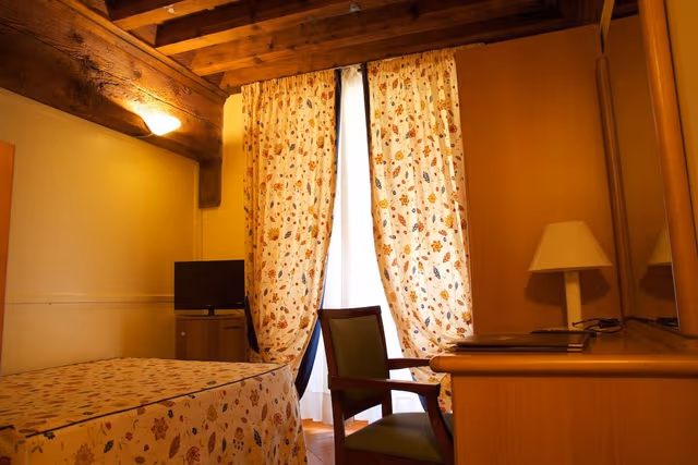 Comfort Single Room