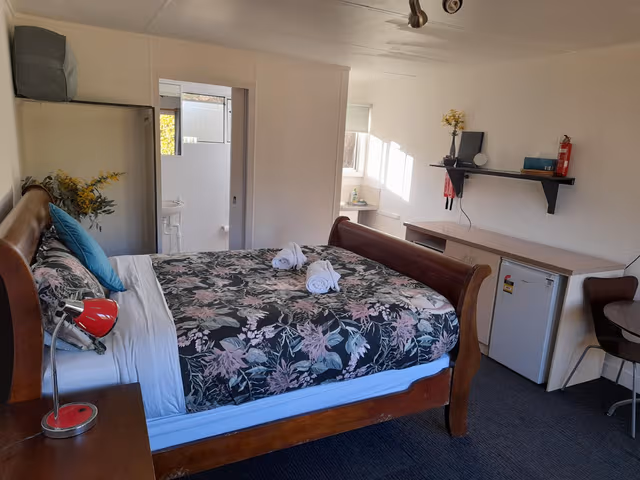 Studio Queen Room