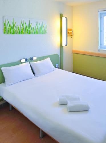 Double - Room With A Large Bed For 2 People