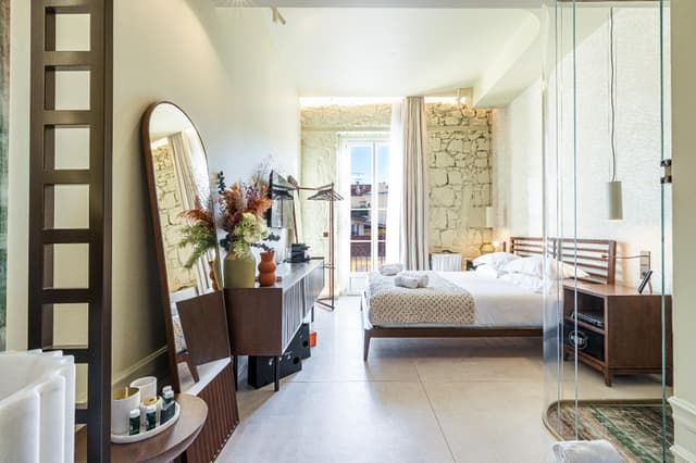 Queen Room