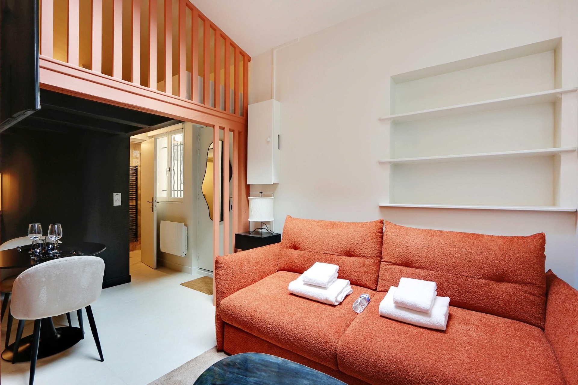 Appartement Chic and Cosy-Canal Saint Martin1