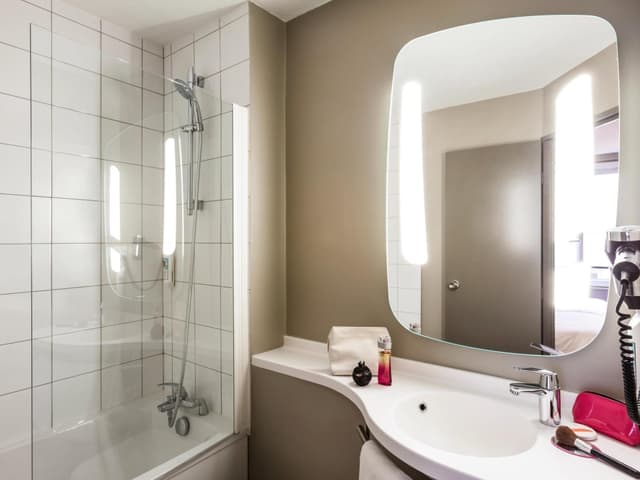 Standard 1 Double 1 Single Bed