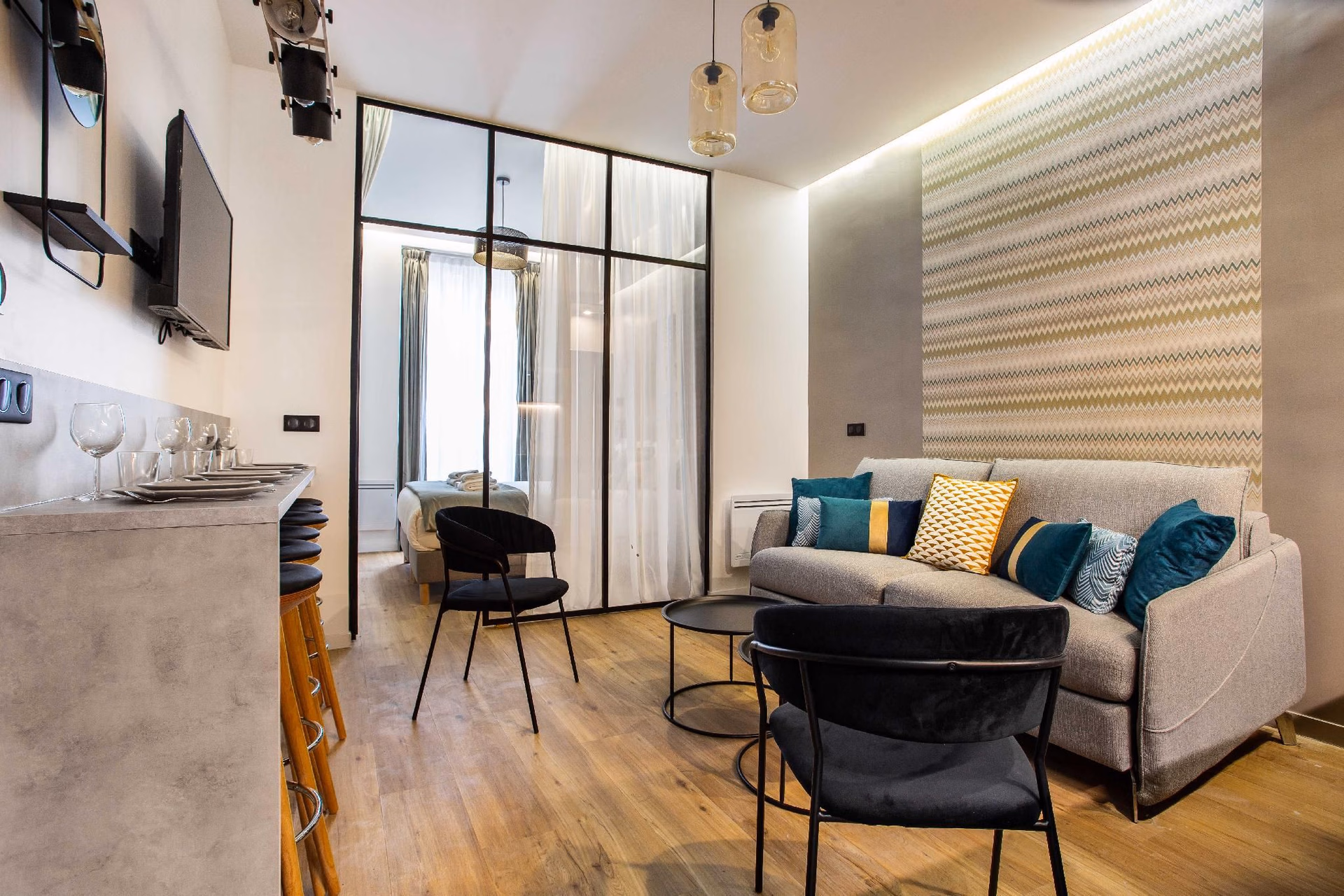 อพาร์ตเมนต์หรูหรา - 2 ห้องนอน/6 คน - ปอร์ต แซ็งต์-เดอนี (Elegant apartment - 2BR/6P - Porte Saint-Denis)0