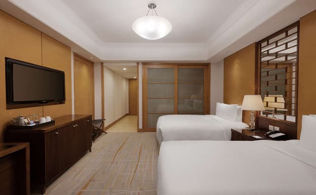 2 TWIN BEDS DELUXE ROOM