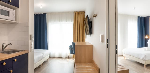 Interconnecting Studio