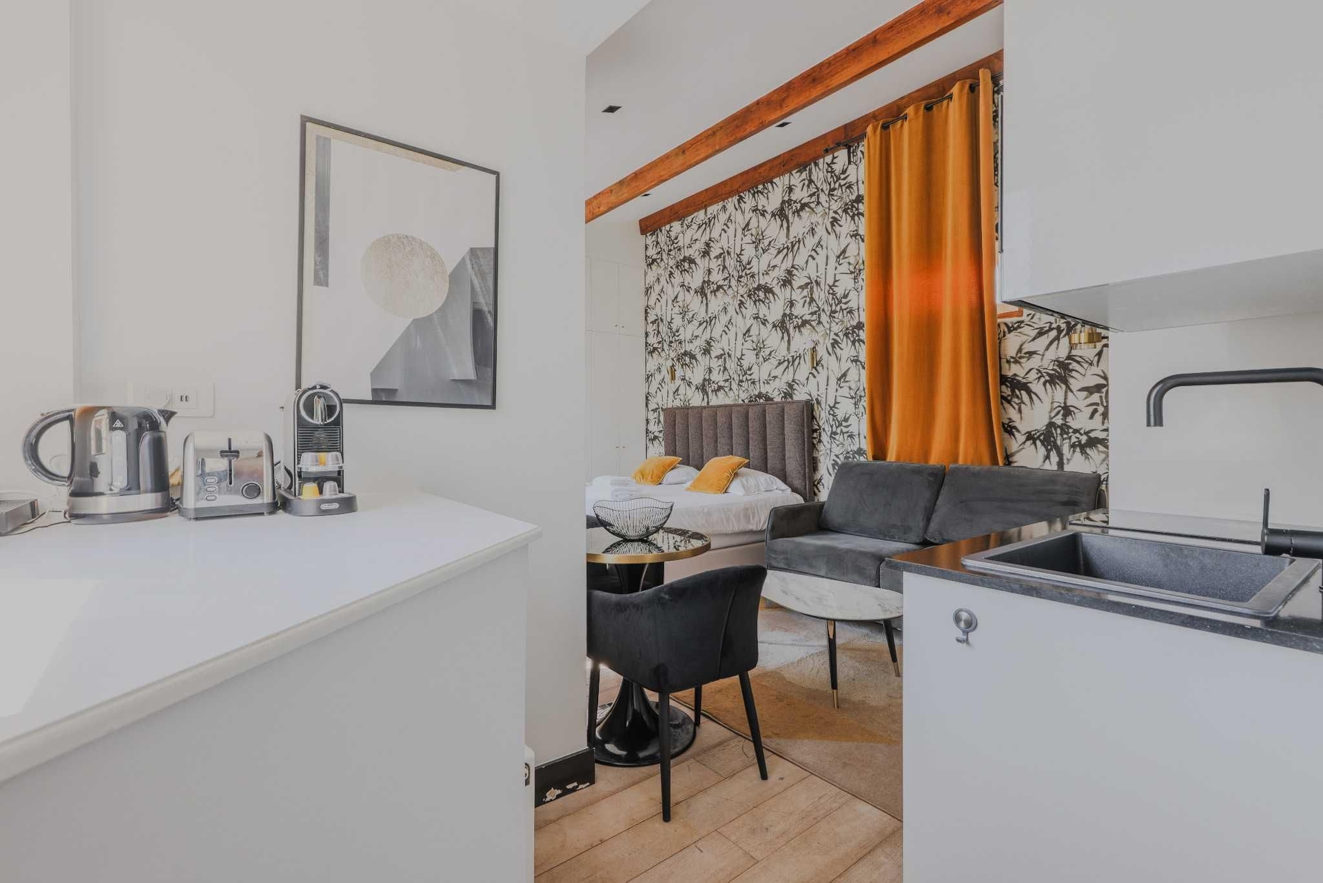 Charming studio - 2 rooms - Courcelles0