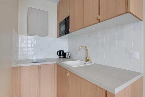 Cosy and bright studio - 2P- Near Sacre-Coeur0