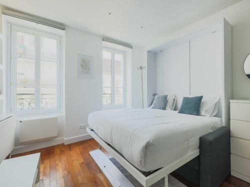 Charming apartment-1BR-3P-Ternes2