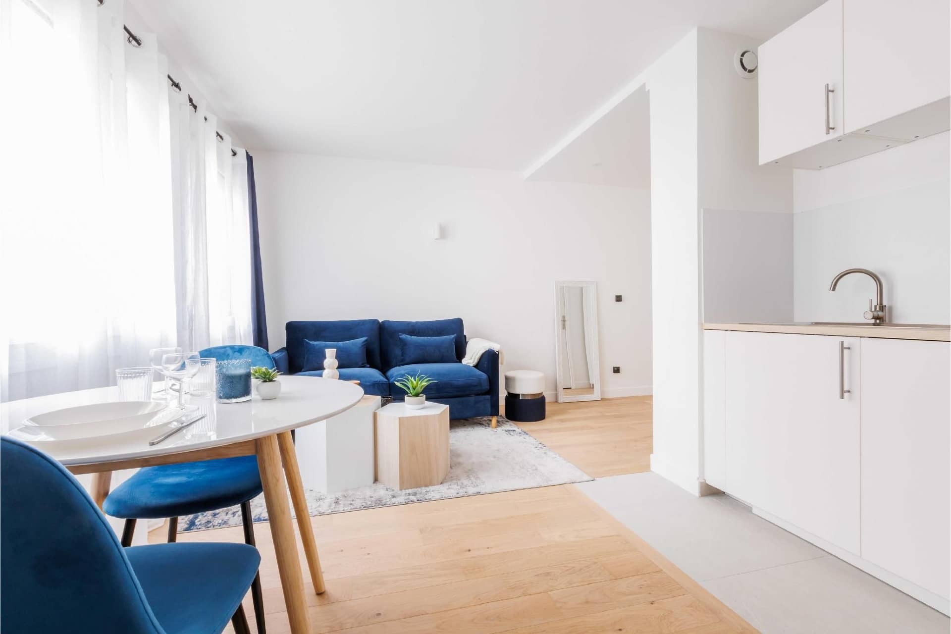 Beautiful studio for two people - Puteaux Beautiful studio for two people - Puteaux