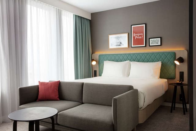 KING ROOM