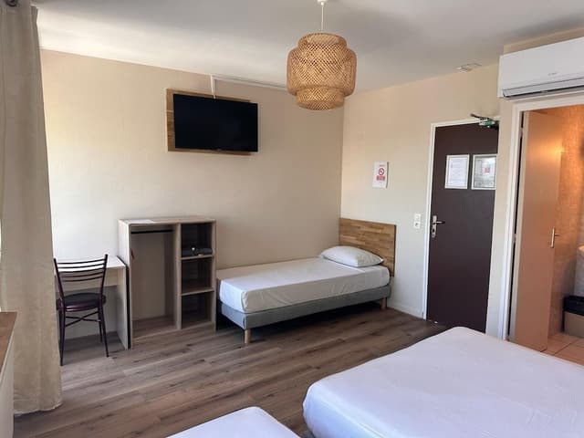 Classic Quadruple Room