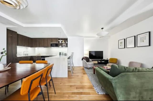 Deluxe Home