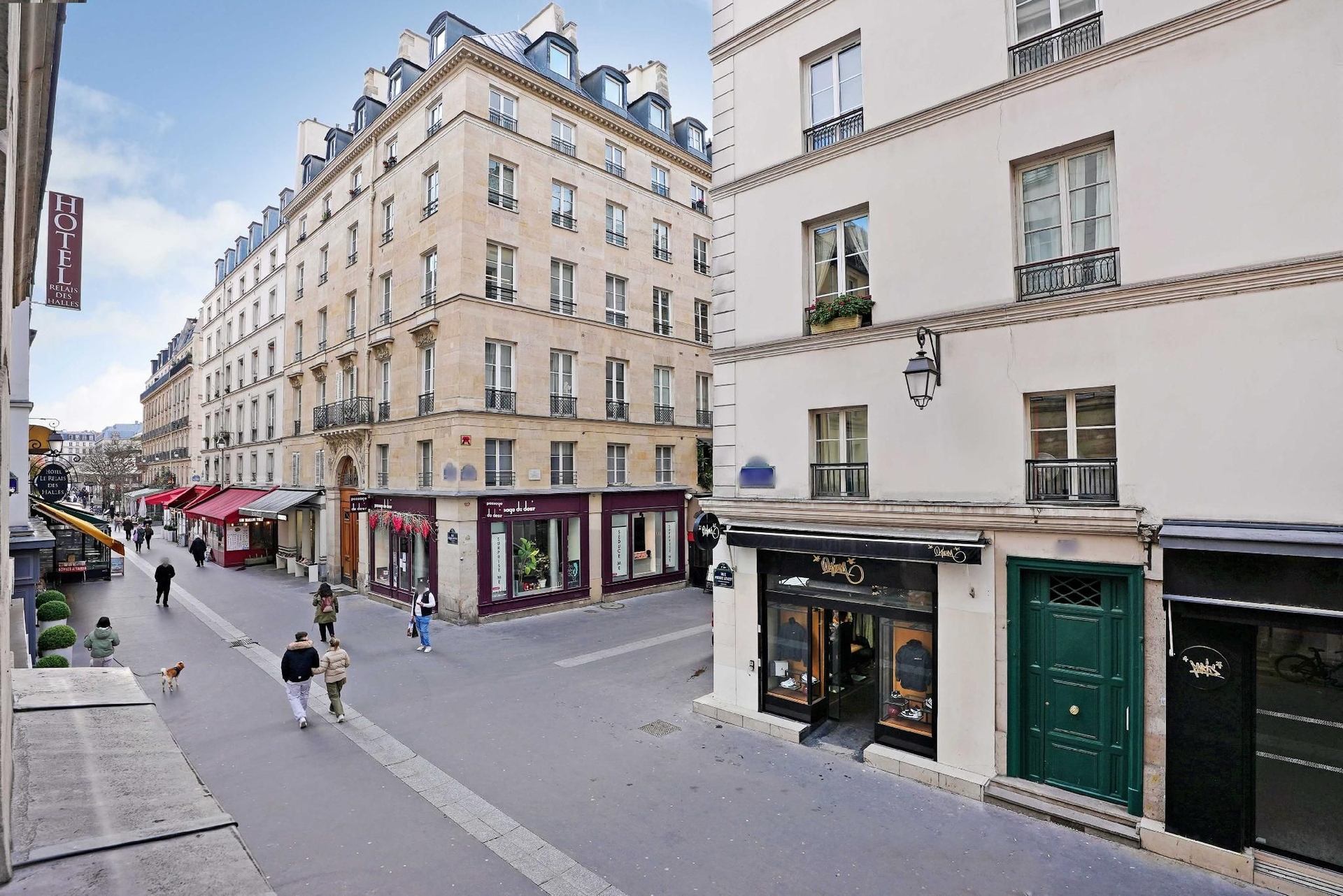 โคซีอะพาร์ทเมนท์วันบีอาร์โฟร์พีเลส์อาลส์ (Cosy apartment 1BR 4P Les Halles)0