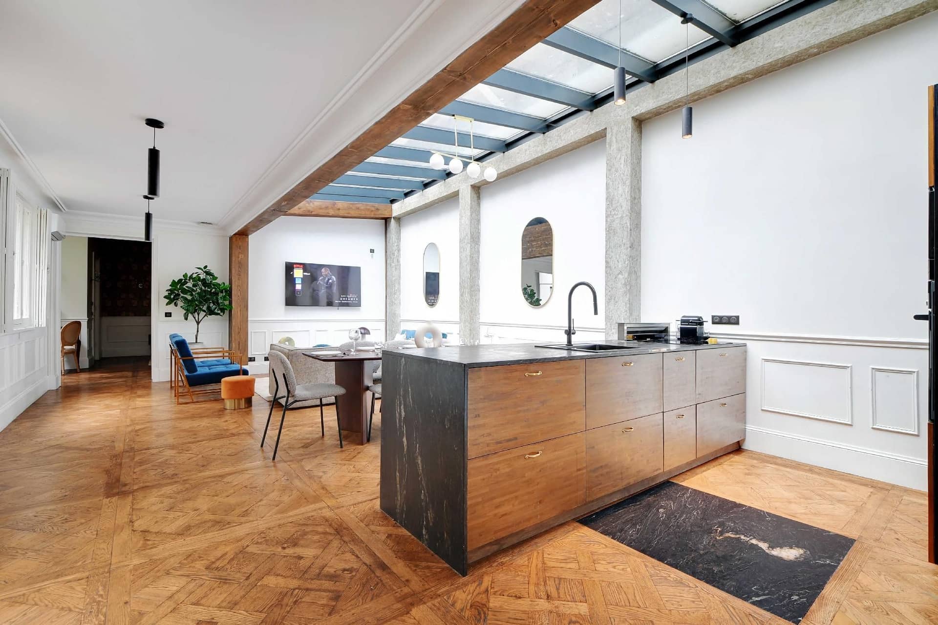 Exceptional apartment 3BR 8P Val de Grace Exceptional apartment 3BR 8P Val de Grace