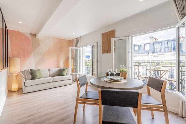 1 Bedroom Apartment with Balcony - City View - 38m2