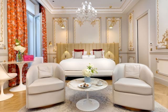 Suite (Baron Haussmann)