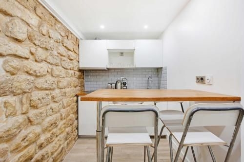 อพาร์ตเมนต์ 1 ห้องนอนสุดมีเสน่ห์ – ย่านมงโตร์กูย และเฆปูบลีก (Charming 1BR apartment - Montorgueil Republique)3