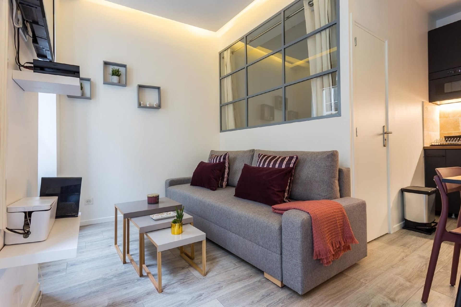 แฟลตแสนอบอุ่น สำหรับ 3 คน – เลอมารายส์ 2 (Cosy Flat 3P- Le Marais 2)1