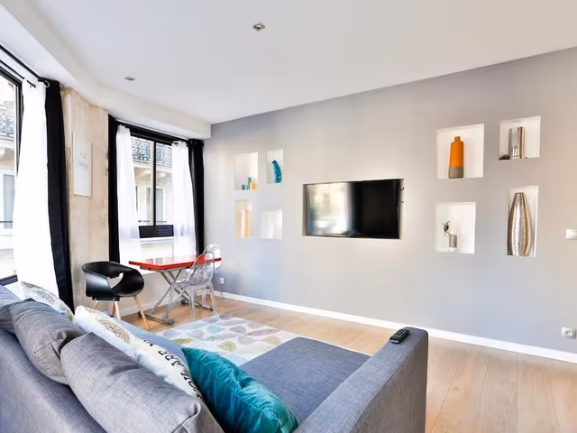 Deluxe Apartment