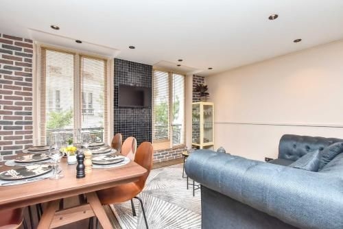 อพาร์ตเมนต์ 3 ห้องนอน – มงตอร์กูย (Charming 3BR apt- Montorgueil)3