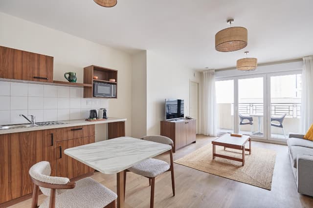 Apartment 4