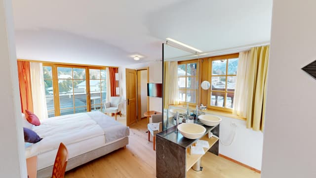 Deluxe Double Room with Mountain View