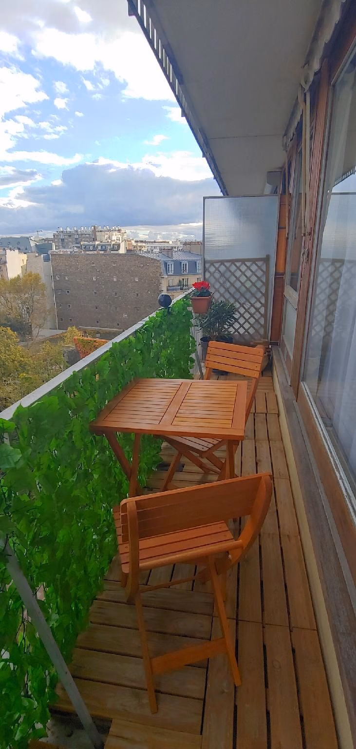 คลีน-โคซี-สตูดิโอ-วิท-บัลโคนี (Clean Cozy Studio with Balcony)3