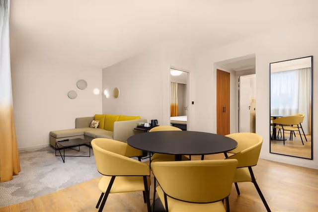Suite, 1 King Bed