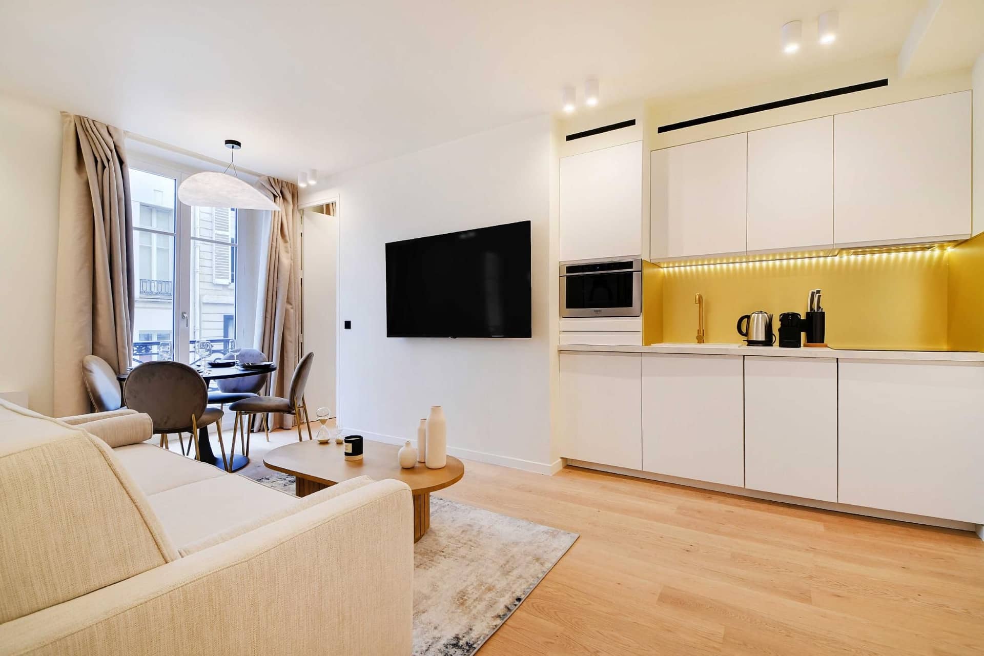 Elegant apartment - 2BR/6P - Faubourg-Montmartre Elegant apartment - 2BR/6P - Faubourg-Montmartre