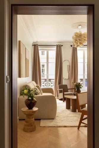 Elegant apartment - 2BR- 6P- Gare Saint Lazare1