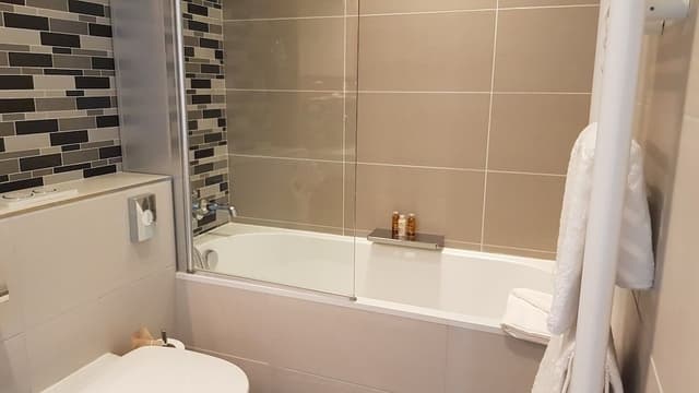Eiffel Tower Suite