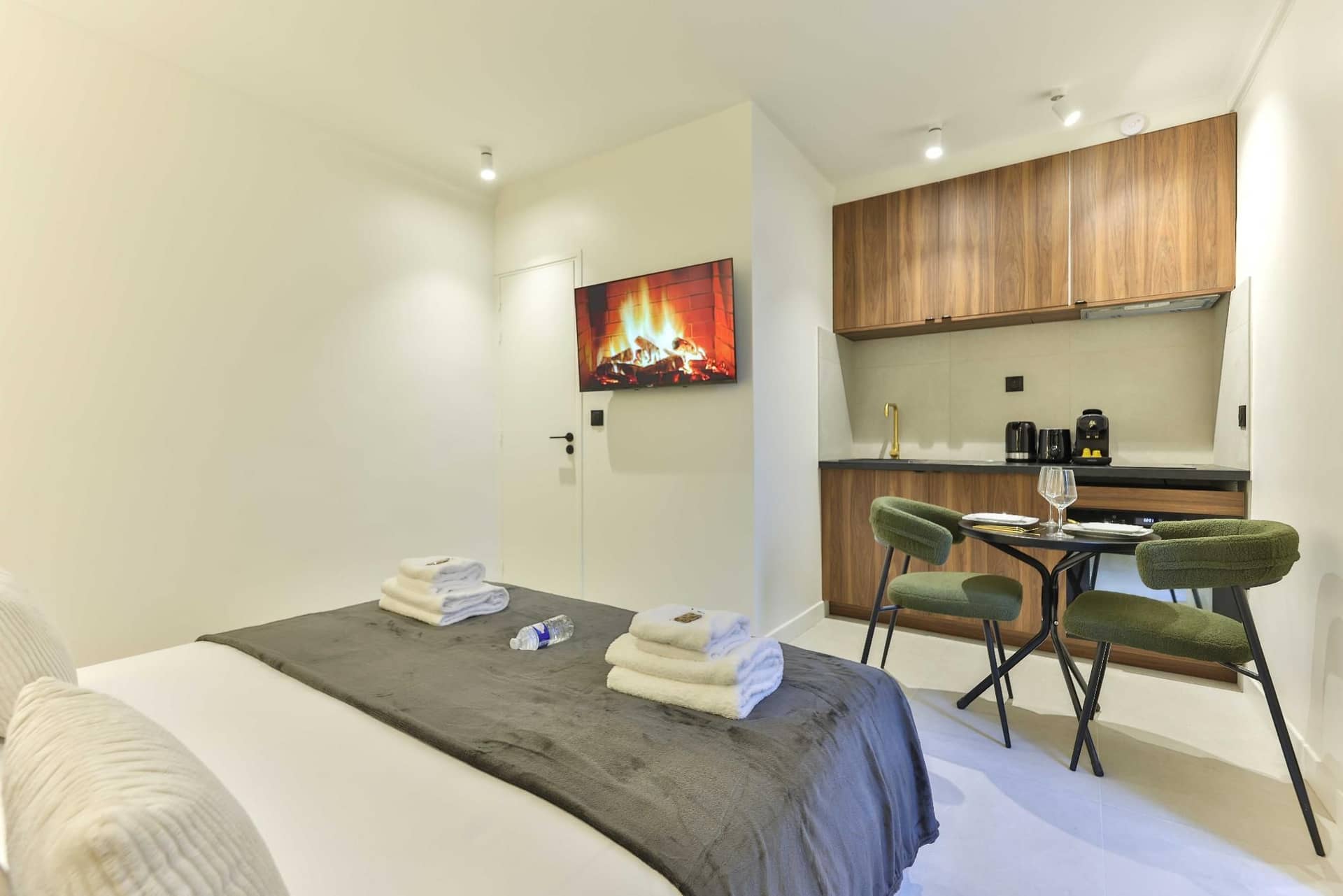 Beautiful 1 bedroom apartment Beautiful 1 bedroom apartment
