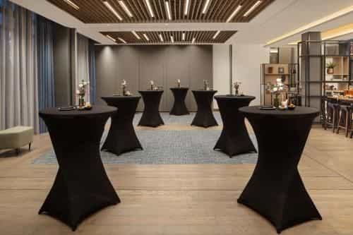 คอร์ตยาร์ด ปารีส ปอร์ต เดอ แวร์ซาย คอร์ตยาร์ด ปารีส ปอร์ต เดอ แวร์ซาย